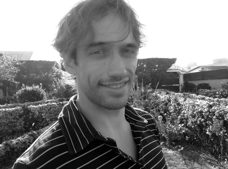 Portrait of João Queirós, AI automation consultant and founder of JQ AI SYSTEMS, Porto, Portugal